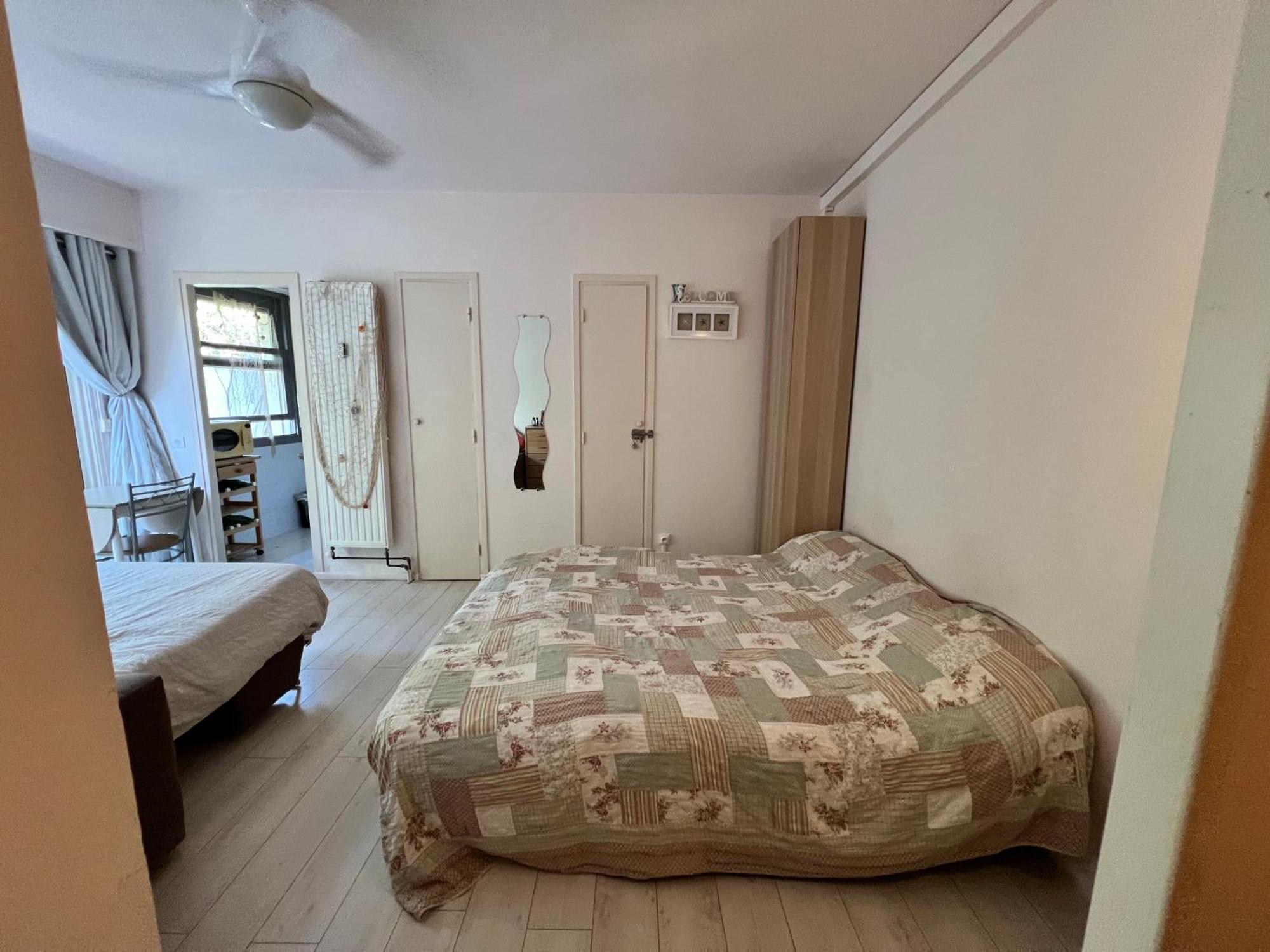 Cros De Cagnes, With The Location Apartment